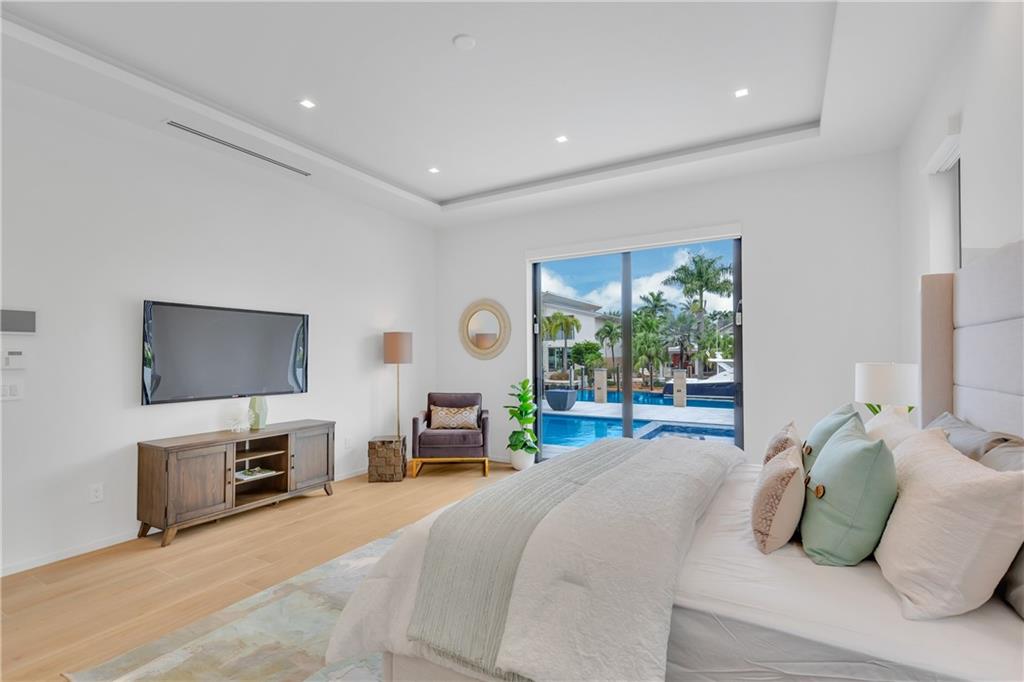 Venice 8-12 B - Residential