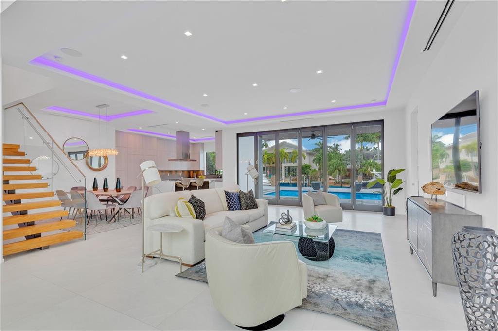 Venice 8-12 B - Residential