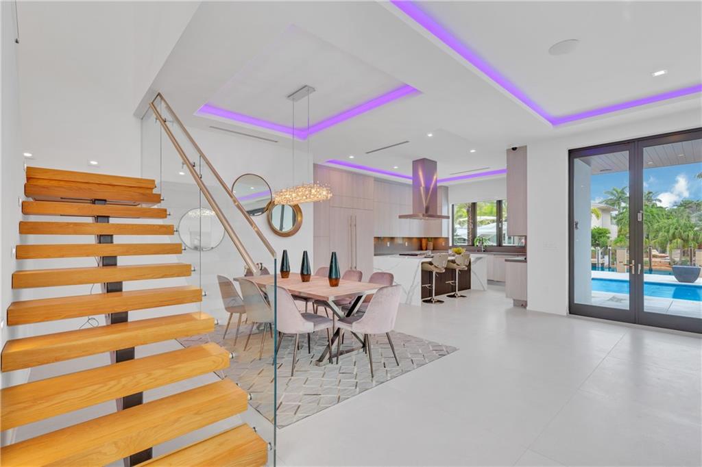 Venice 8-12 B - Residential