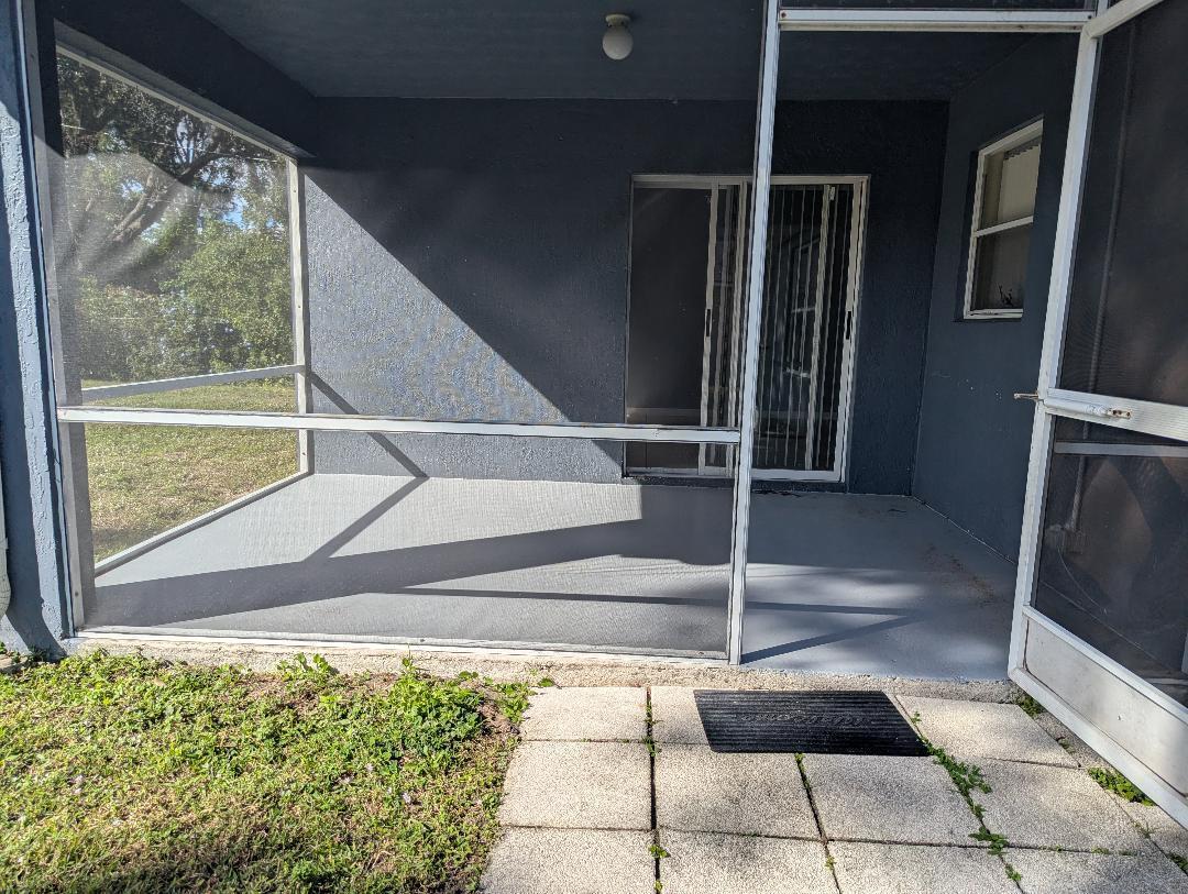 PORT ST LUCIE SECTION 3 - Residential Lease