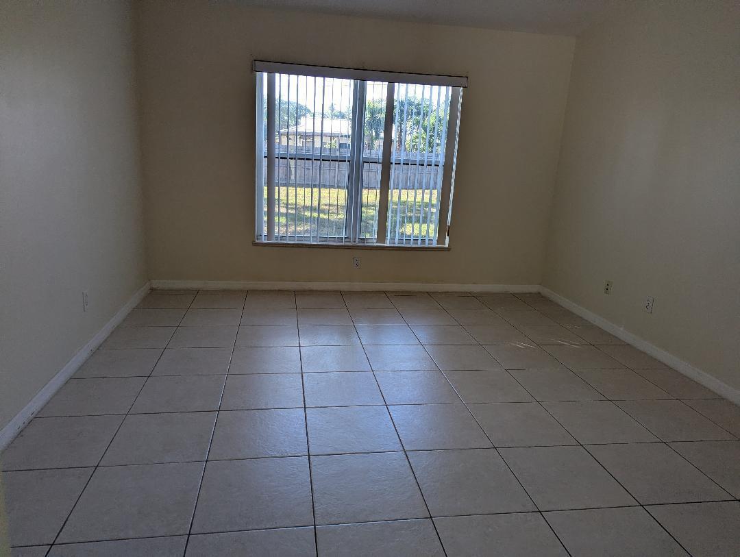PORT ST LUCIE SECTION 3 - Residential Lease