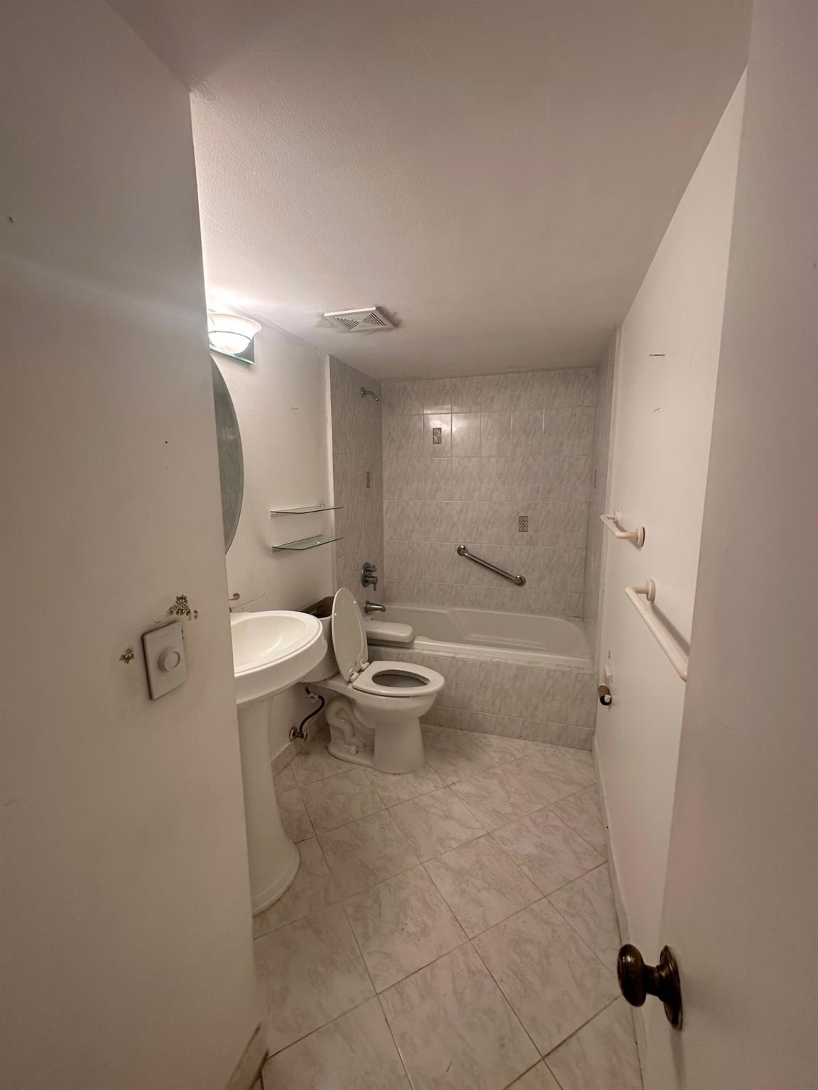 2151 SW 81st Ave 2151