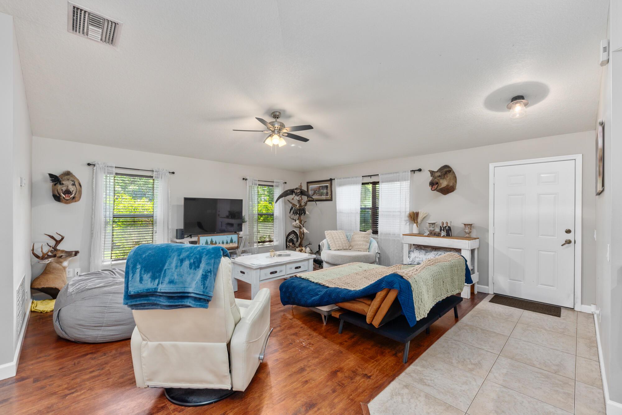 METES AND BOUNDS - Residential