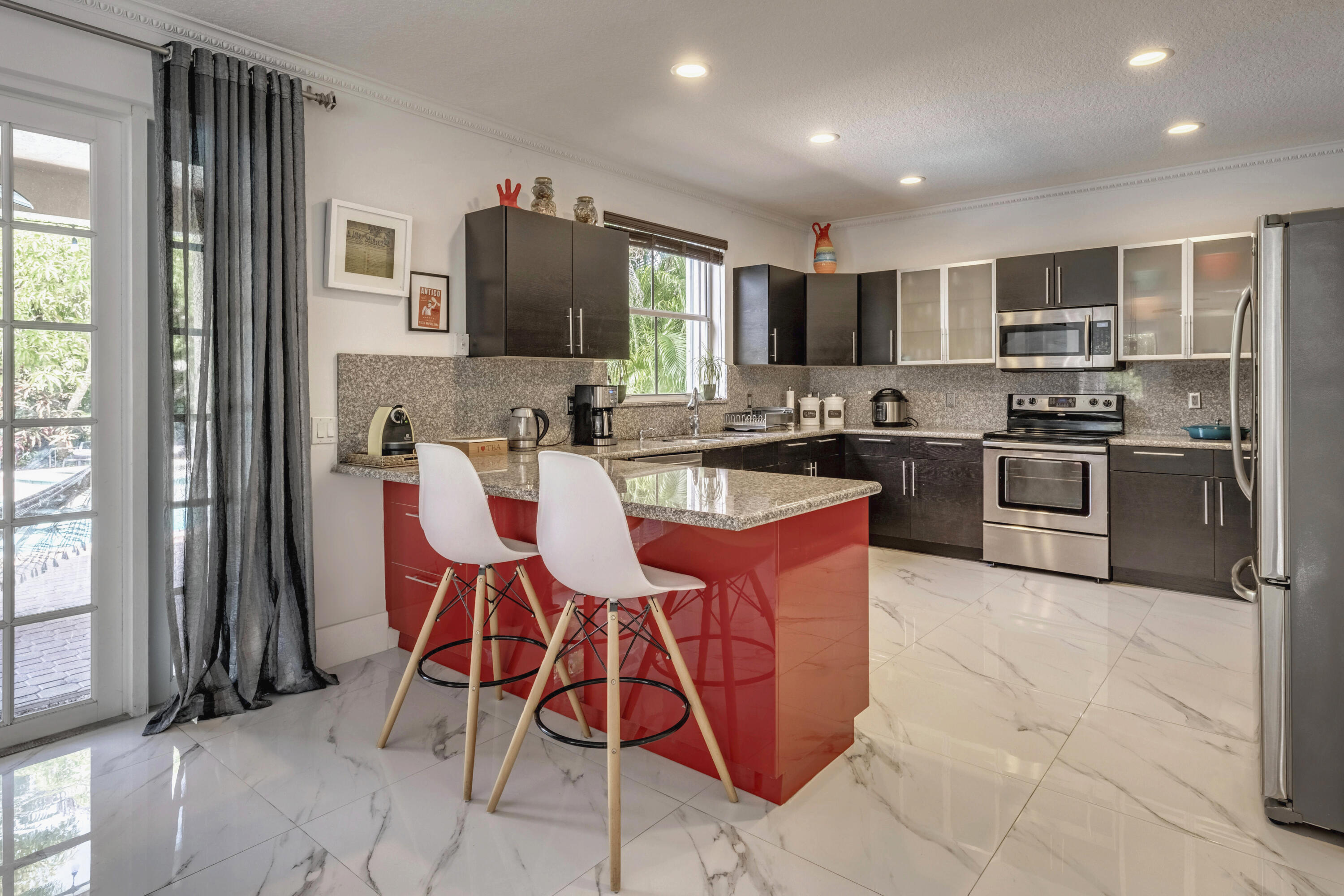 THE GROVE SAVANNA - Residential