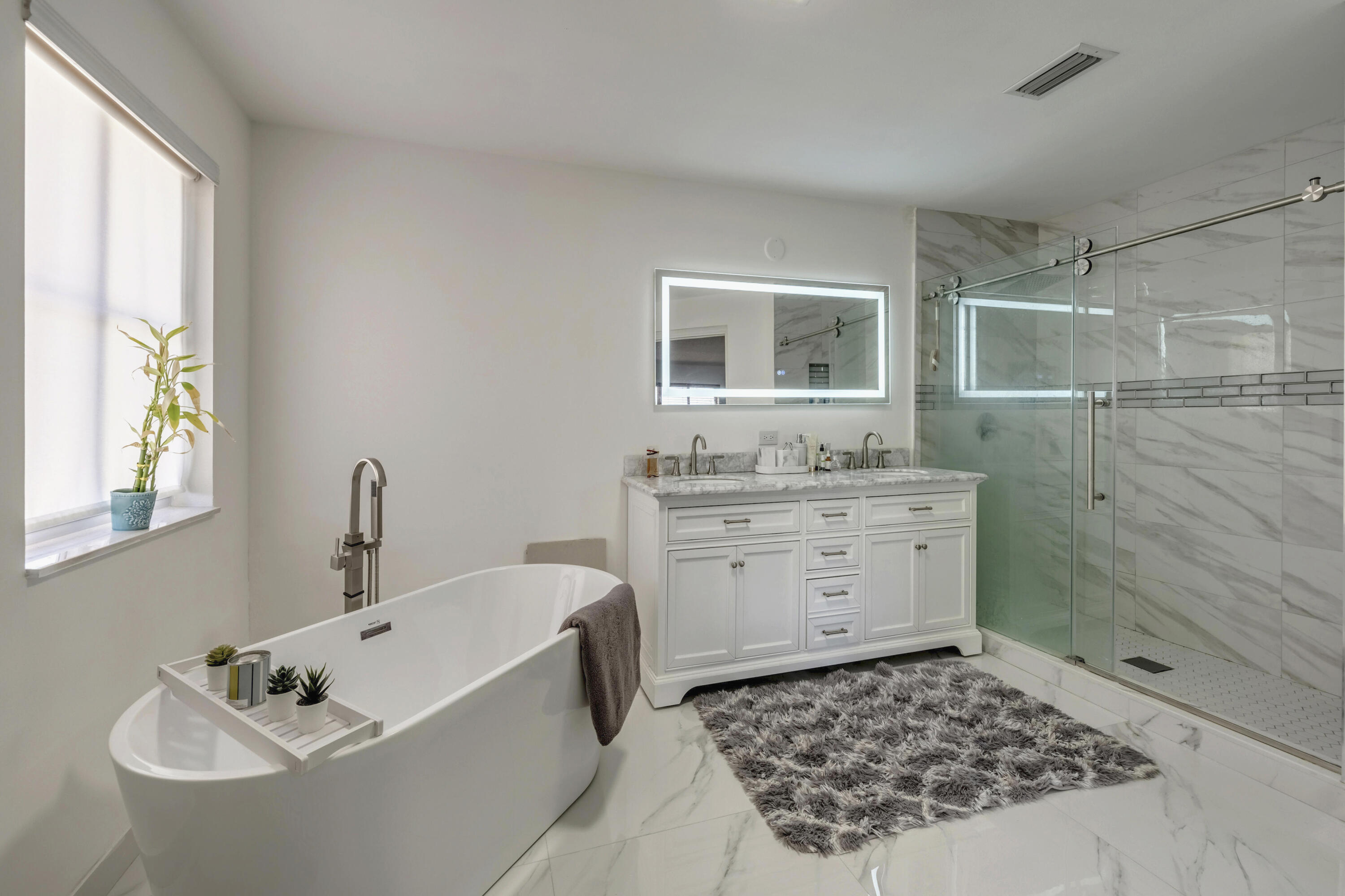 THE GROVE SAVANNA - Residential