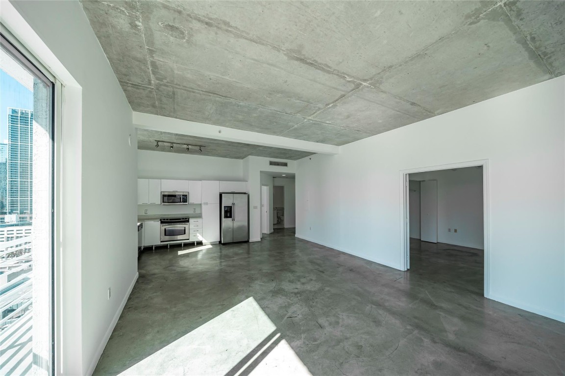 234 NE 3rd Street 2007