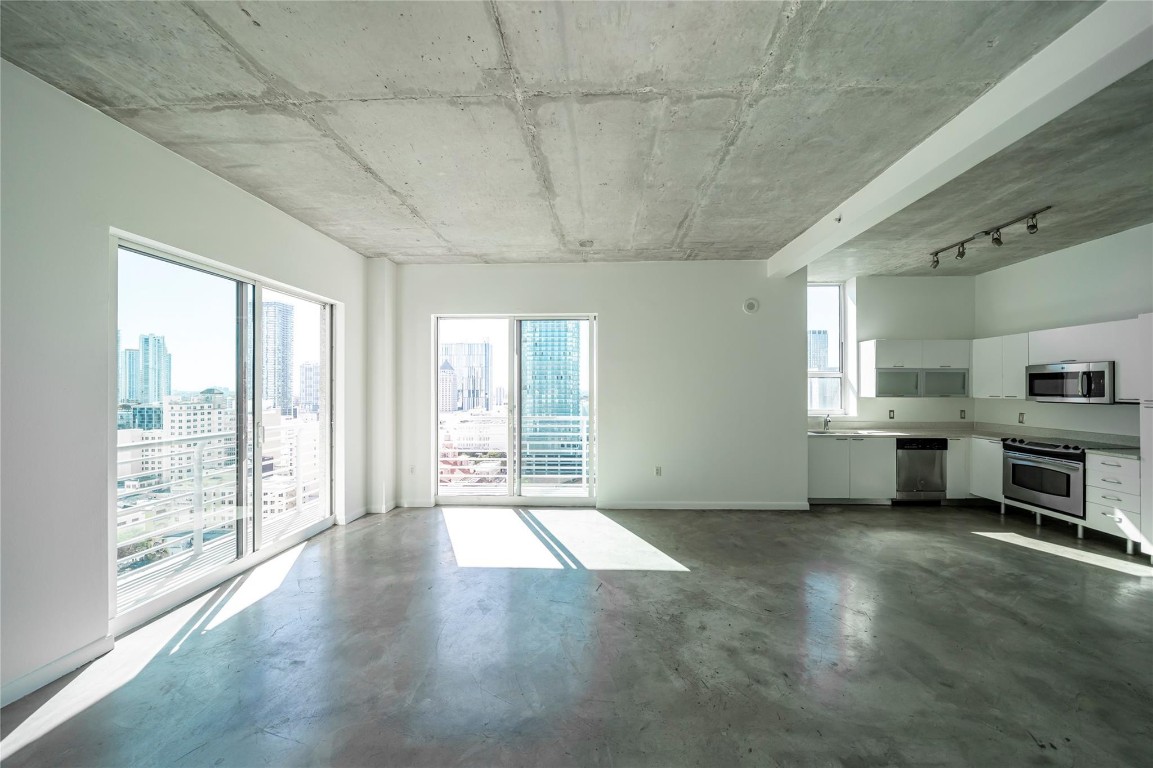 234 NE 3rd Street 2007