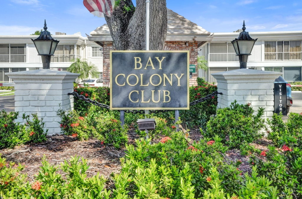 Photo of 6469 BAY CLUB Drive #3, Fort Lauderdale, FL 33308 (MLS # B26091539)