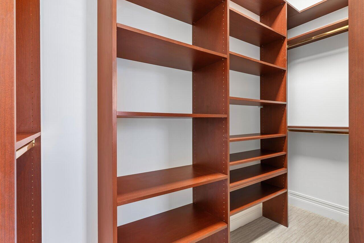 Tropic Isle - Residential