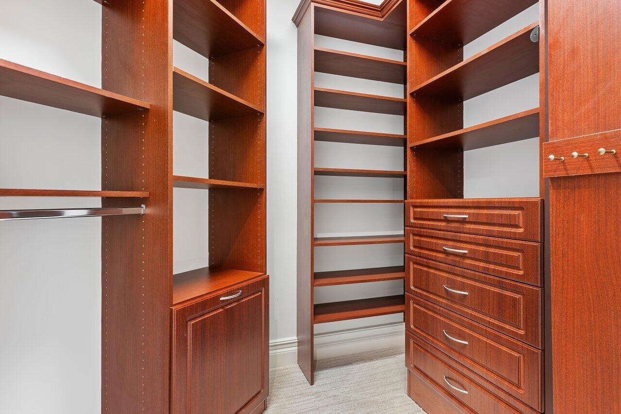 Tropic Isle - Residential