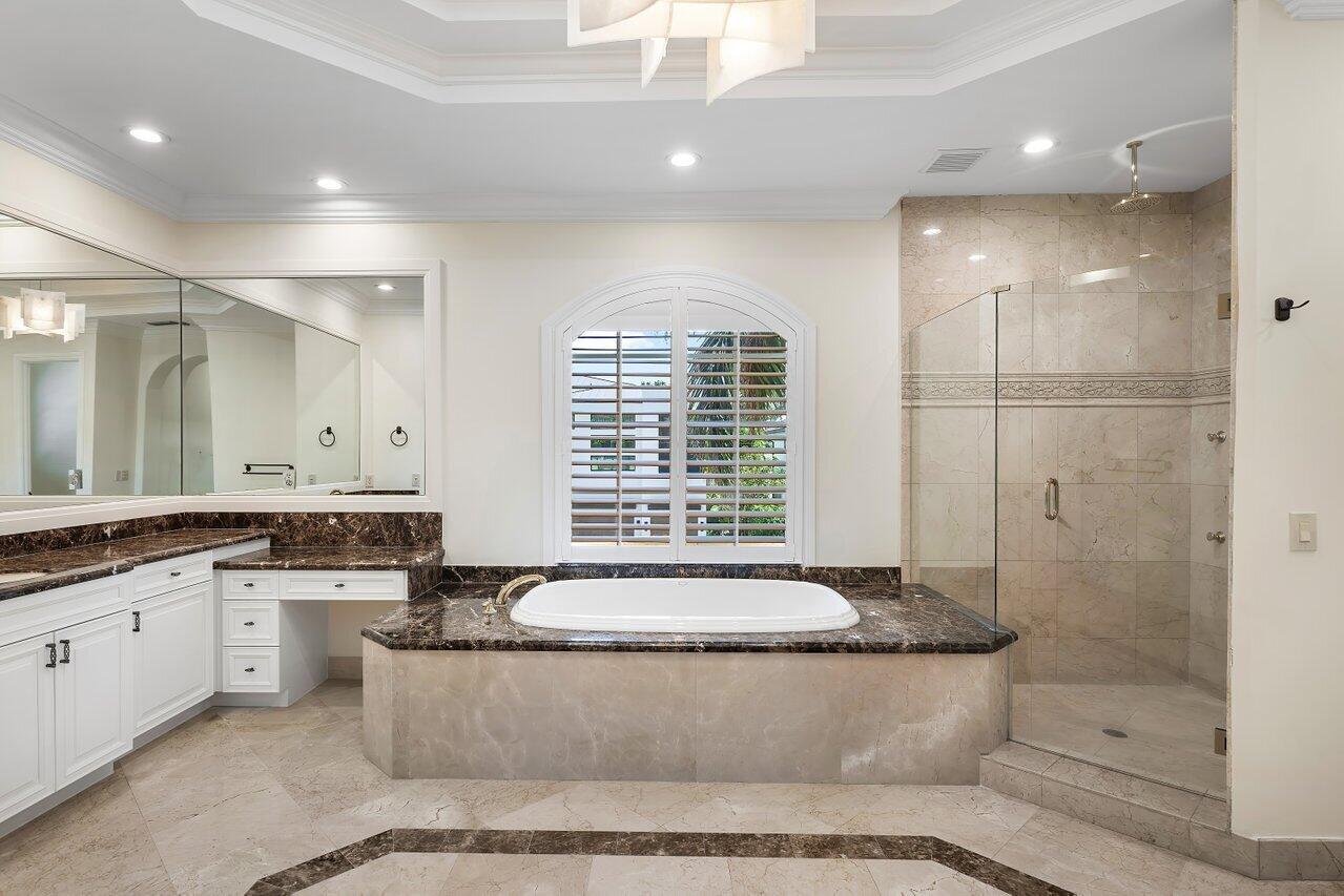 Tropic Isle - Residential