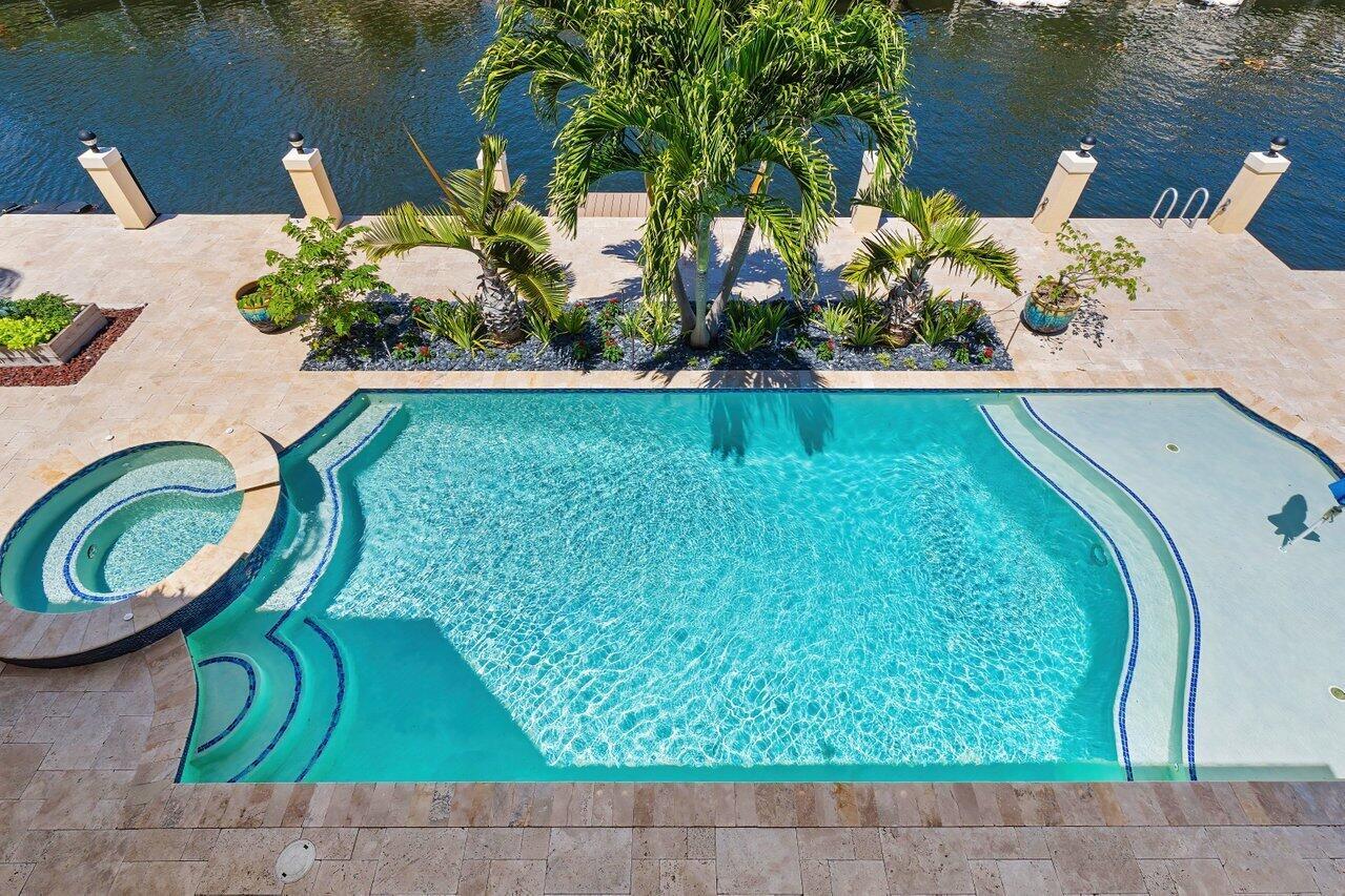 Tropic Isle - Residential