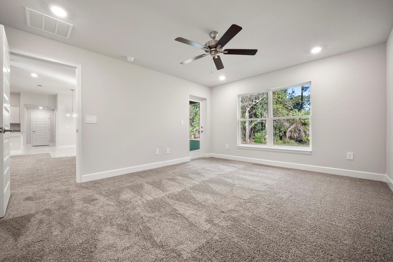 PORT ST LUCIE SECTION 33 - Residential