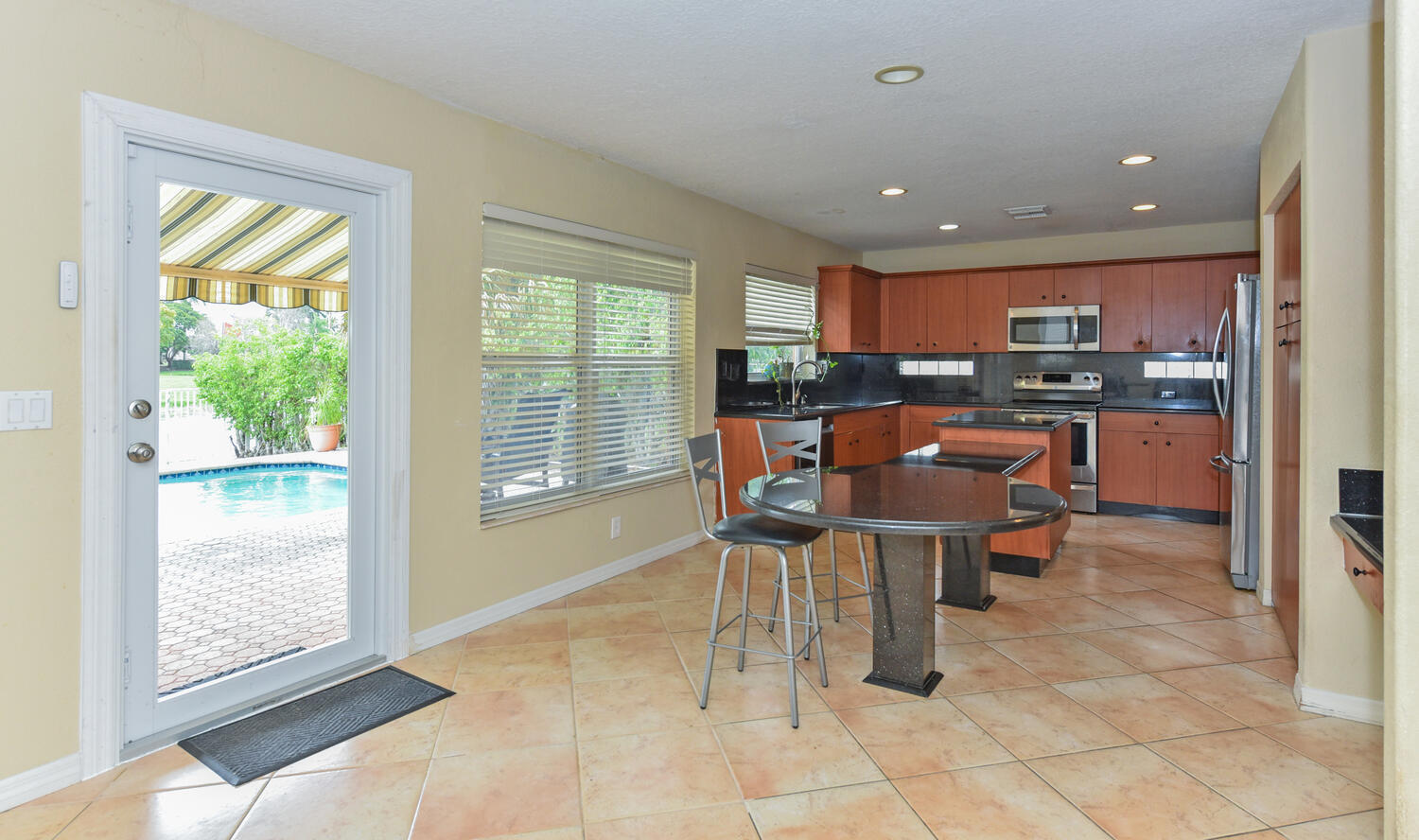 WYNDHAM LAKES CENTRAL - Residential