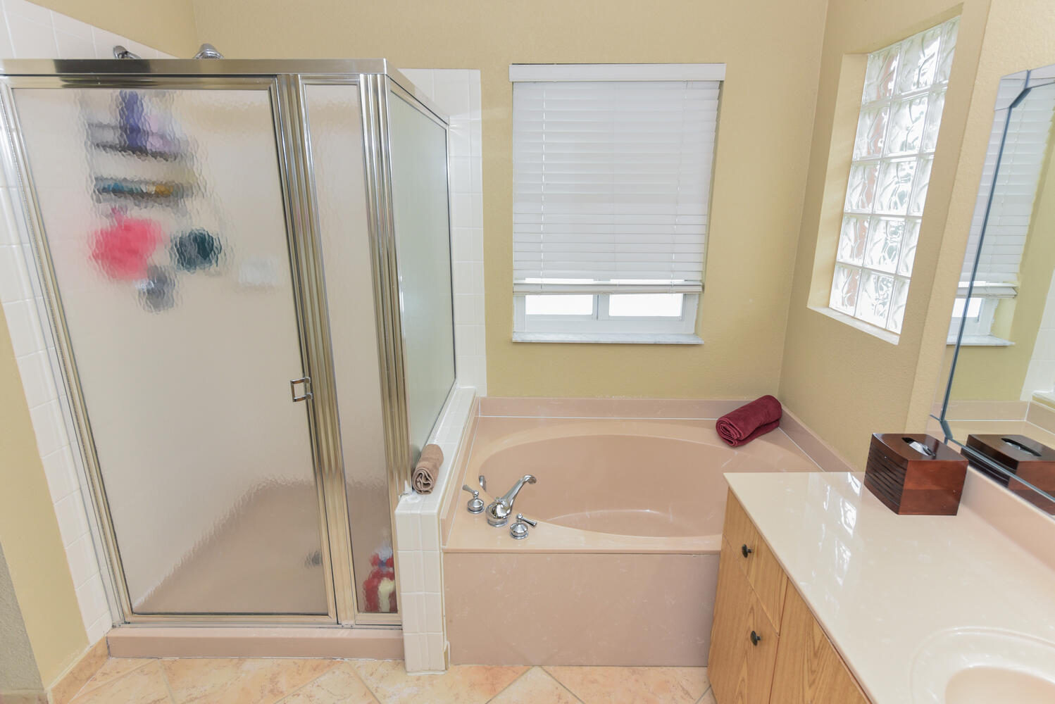 WYNDHAM LAKES CENTRAL - Residential