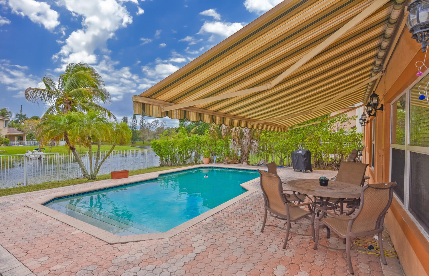 WYNDHAM LAKES CENTRAL - Residential