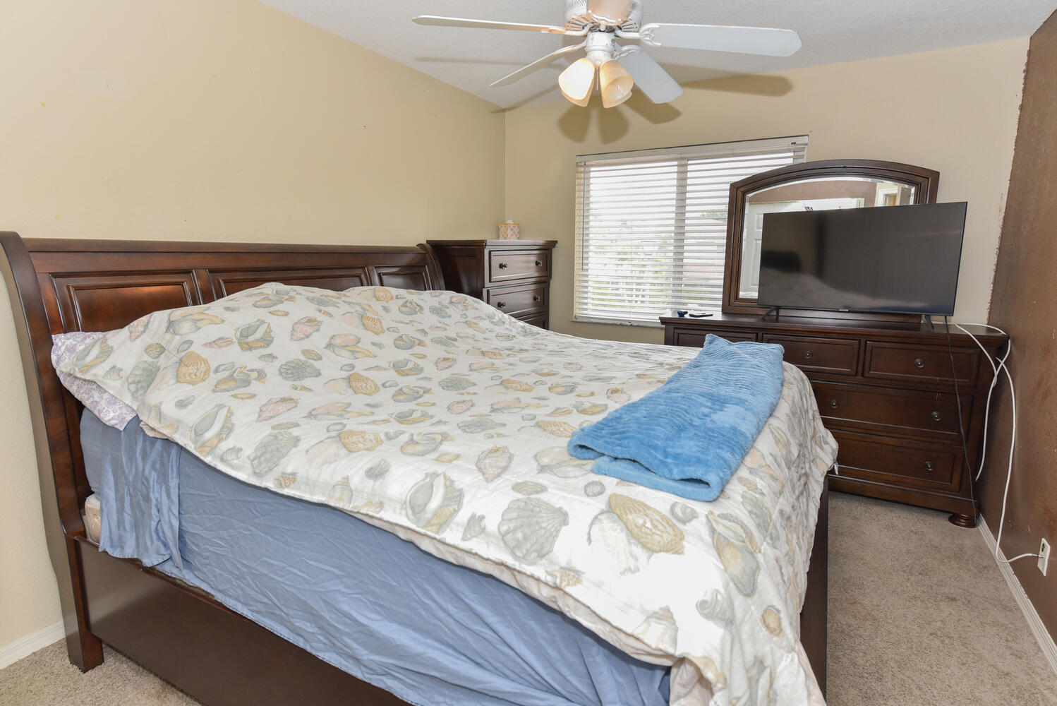 WYNDHAM LAKES CENTRAL - Residential