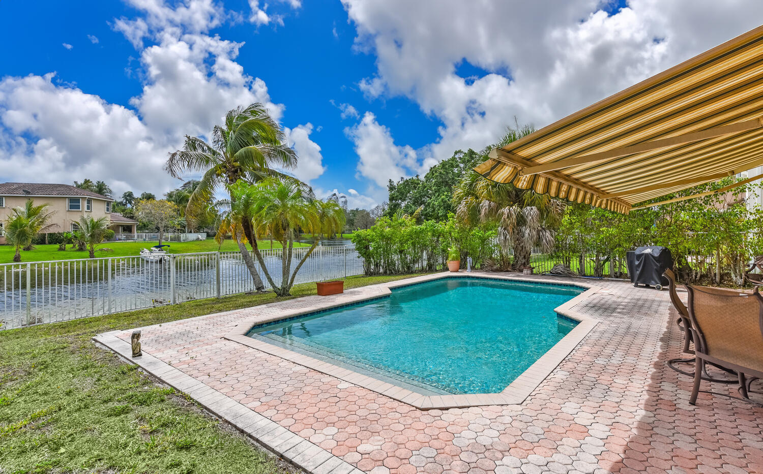 WYNDHAM LAKES CENTRAL - Residential