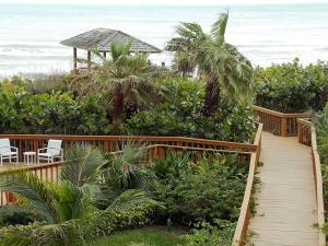 Hutchinson Island Club - Residential Lease