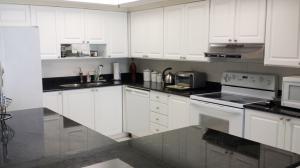 Hutchinson Island Club - Residential Lease