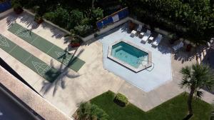 Hutchinson Island Club - Residential Lease