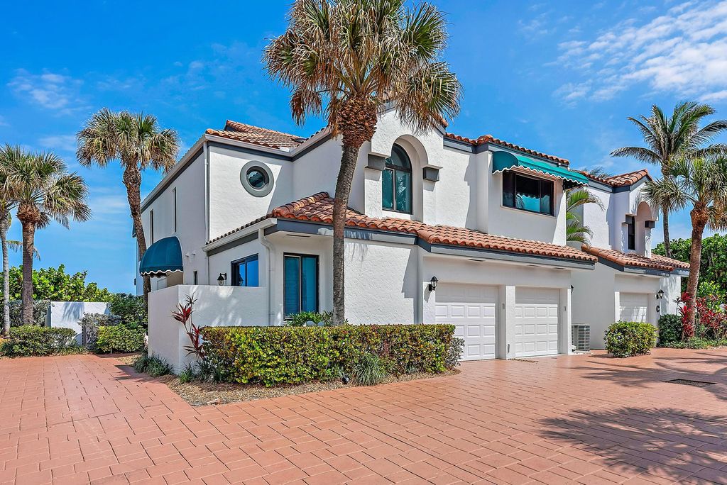 Photo of 11545 Old Ocean Boulevard #B, Boynton Beach, FL 33435 (MLS # R10975884)