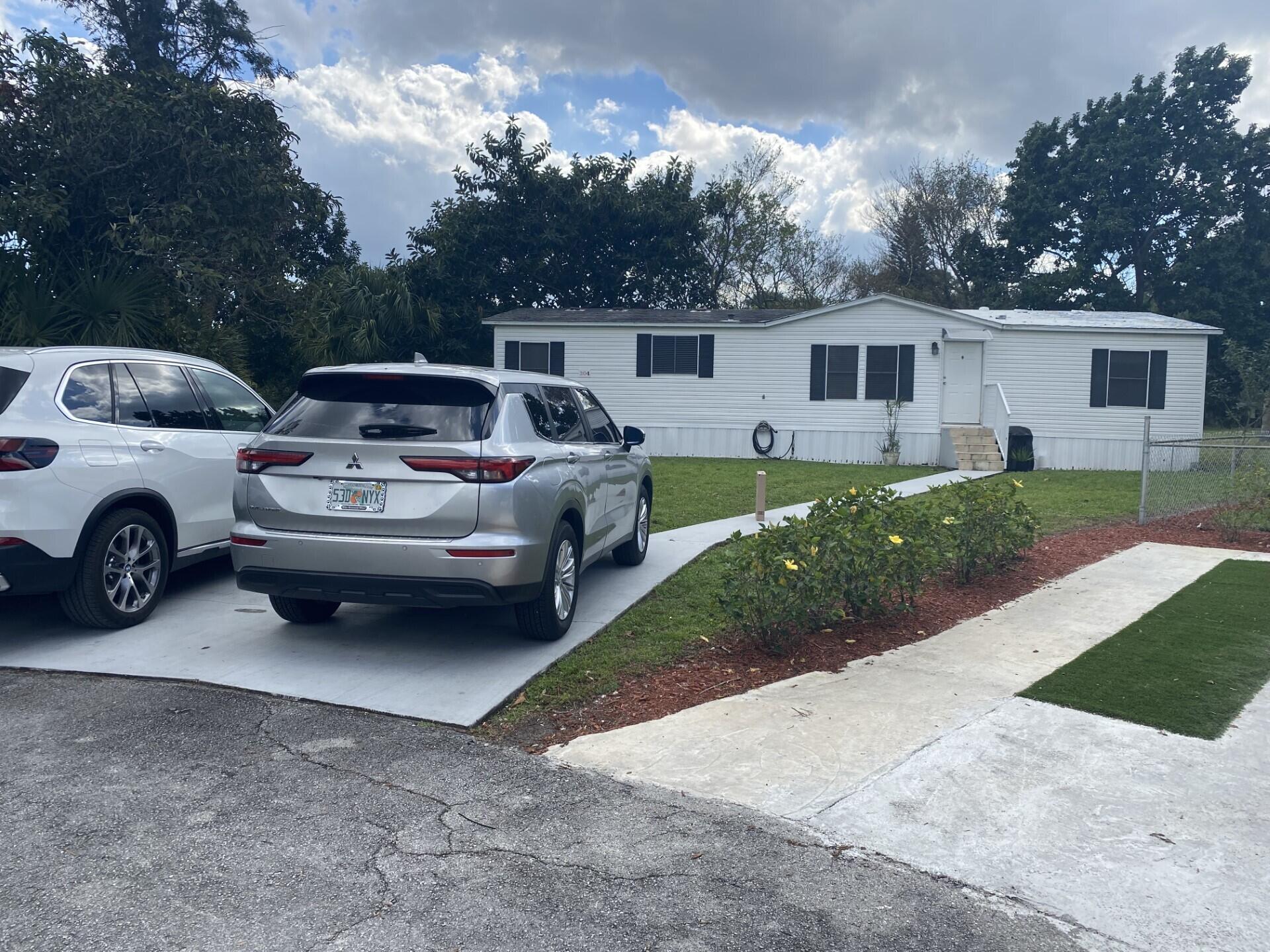 View photos, virtual tours, details... 1531 Drexel Rd, Lot 304
