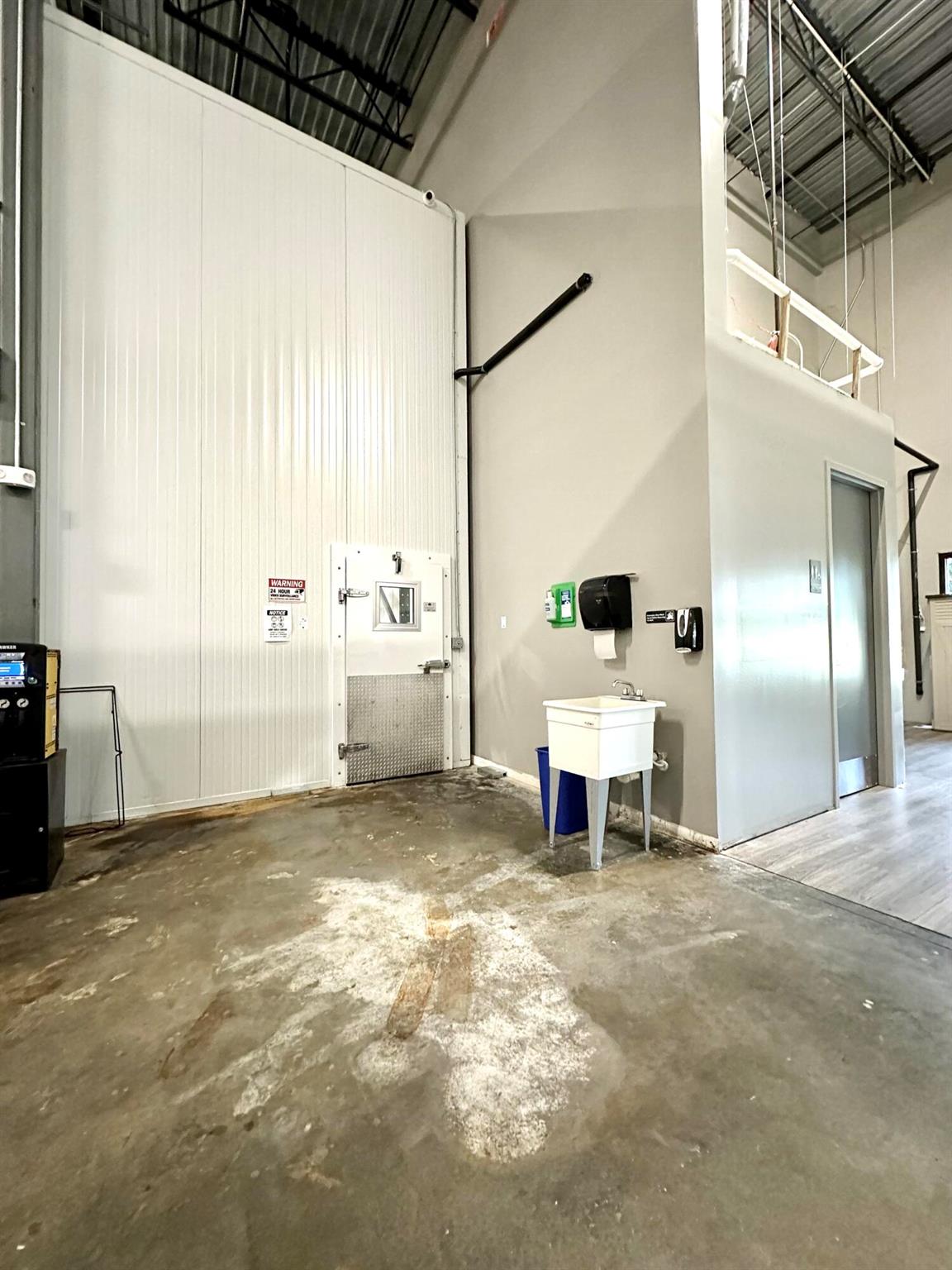 POMPANO INDUSTRIAL PARK 3 - Commercial Lease