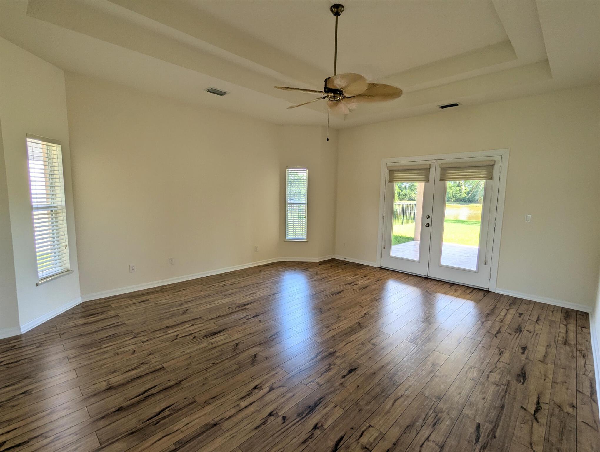 THE ESTATES AT SAWGRASS L - Residential Lease