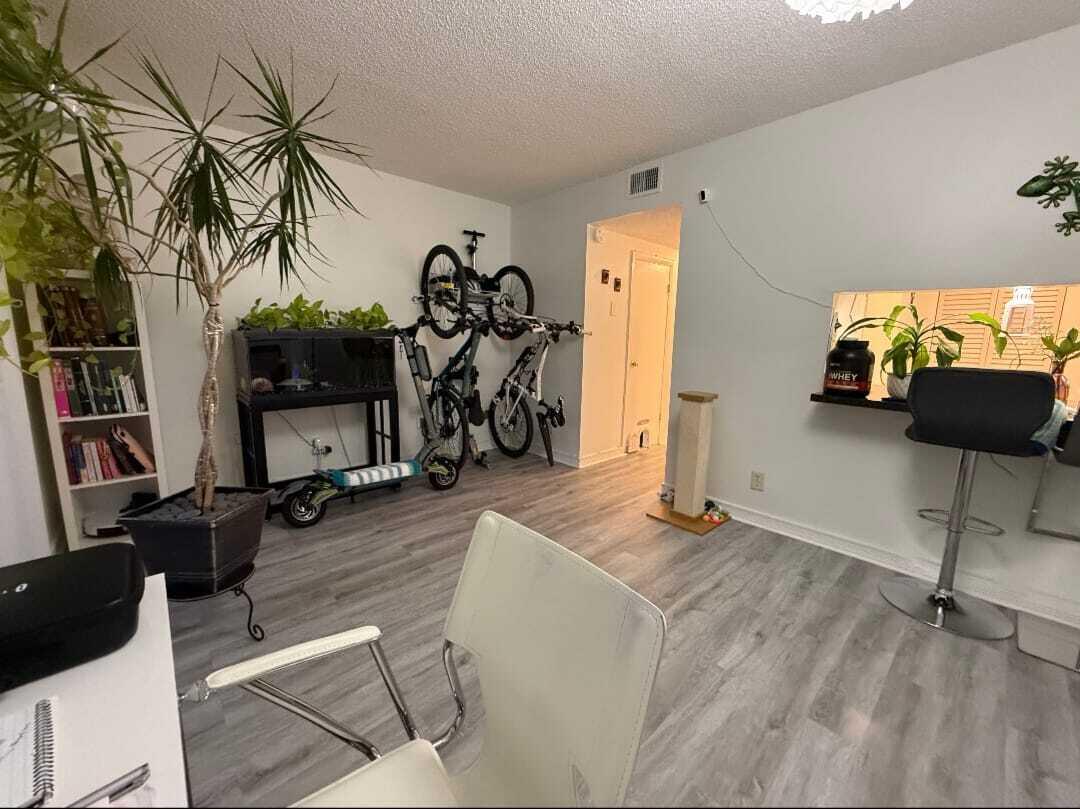 VISTA GARDENS I CONDO - Residential