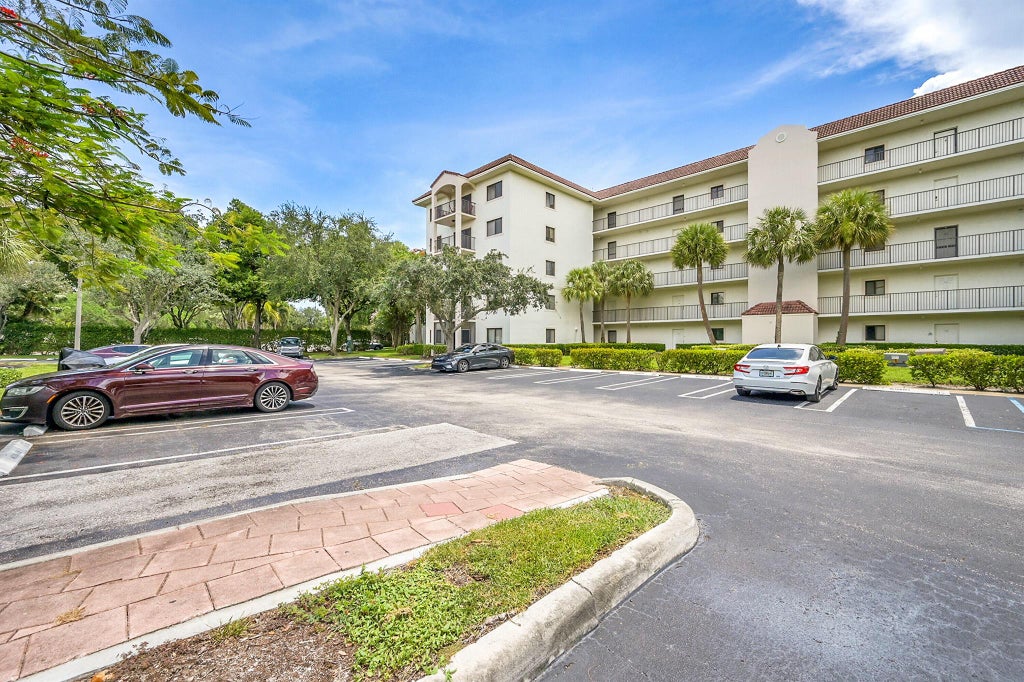 Photo of 2105 Lavers Circle #500, Delray Beach, FL 33444 (MLS # R11106908)