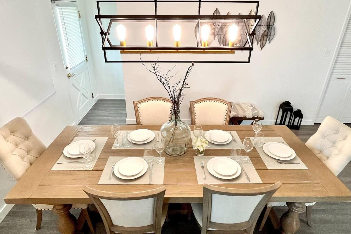 AVON HEIGHTS - Residential