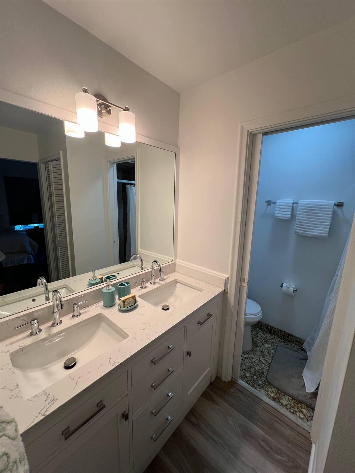 AVON HEIGHTS - Residential