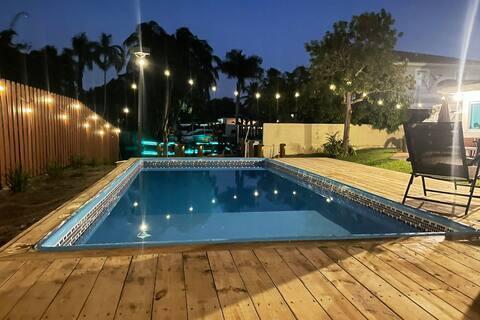 AVON HEIGHTS - Residential