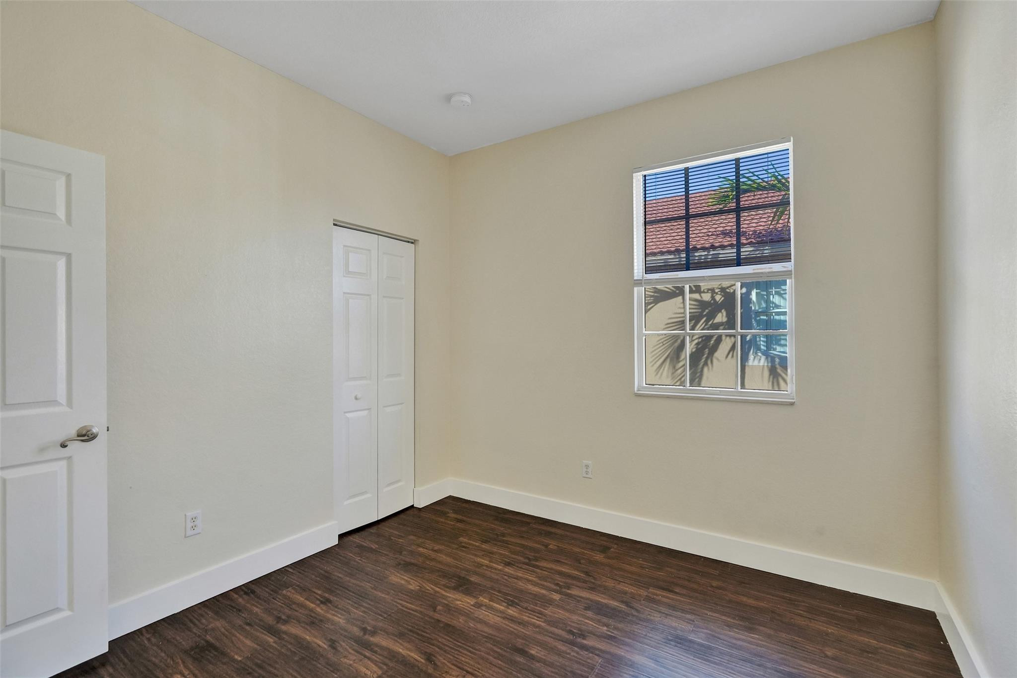 HAMPTON HILLS - Residential