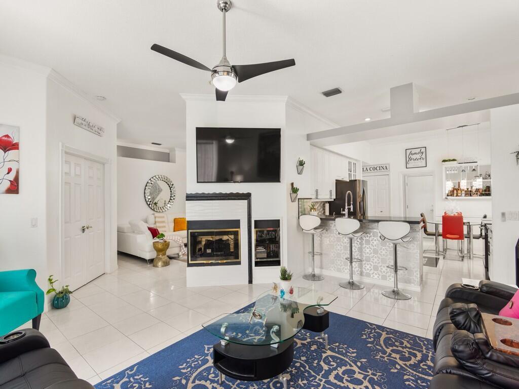 KINGS ISLE PHASE V - Residential