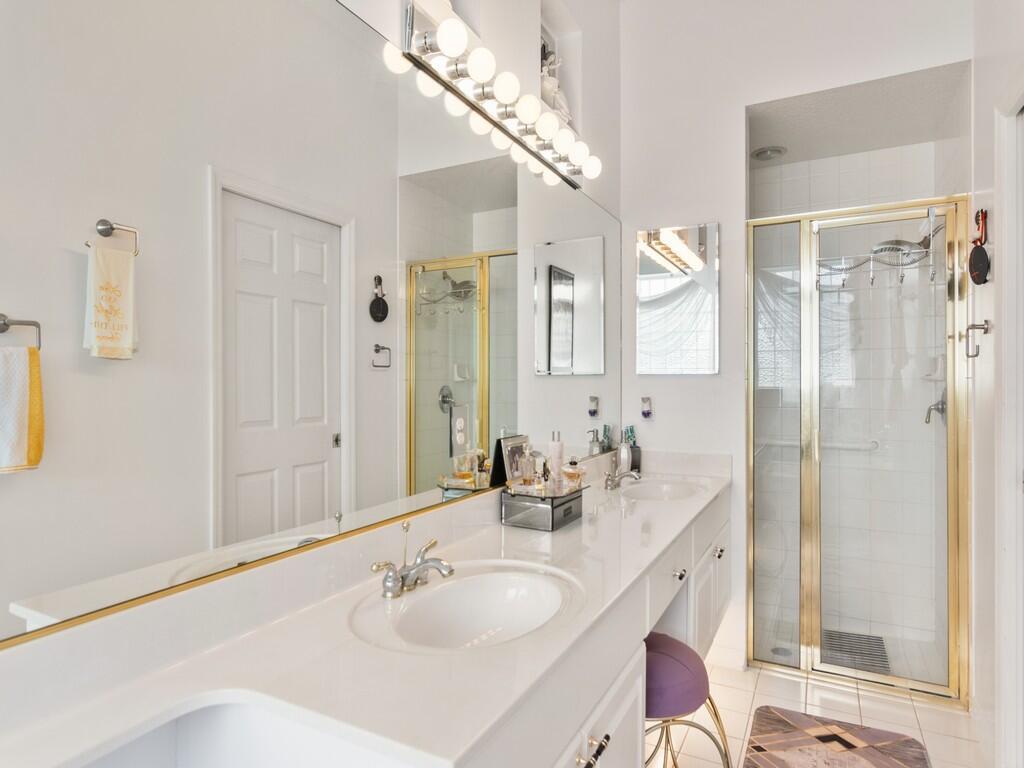 KINGS ISLE PHASE V - Residential