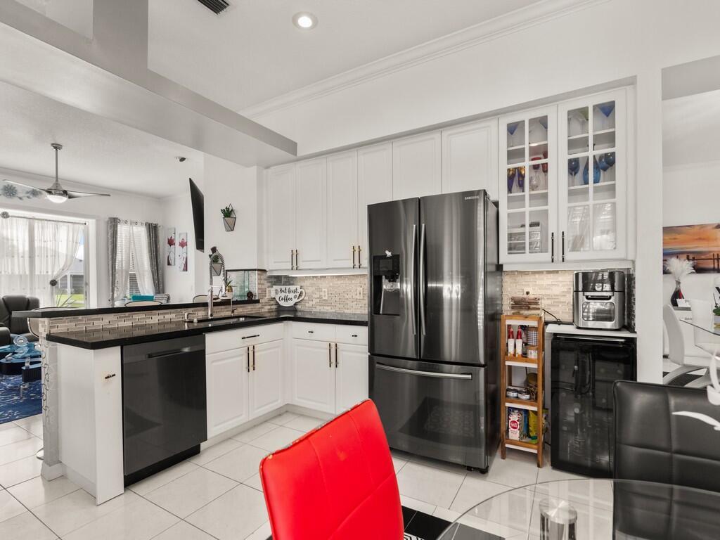 KINGS ISLE PHASE V - Residential