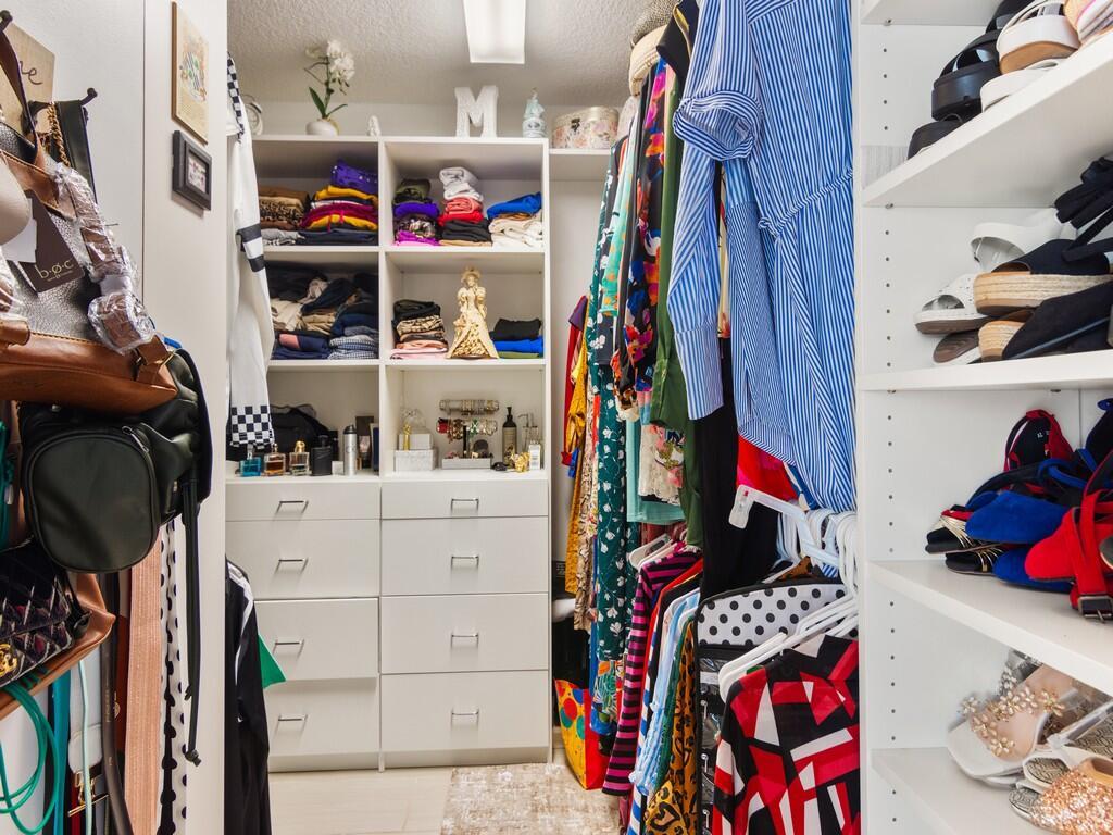 KINGS ISLE PHASE V - Residential