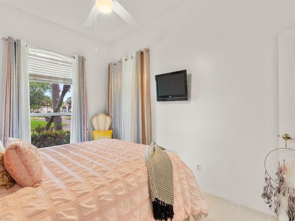 KINGS ISLE PHASE V - Residential