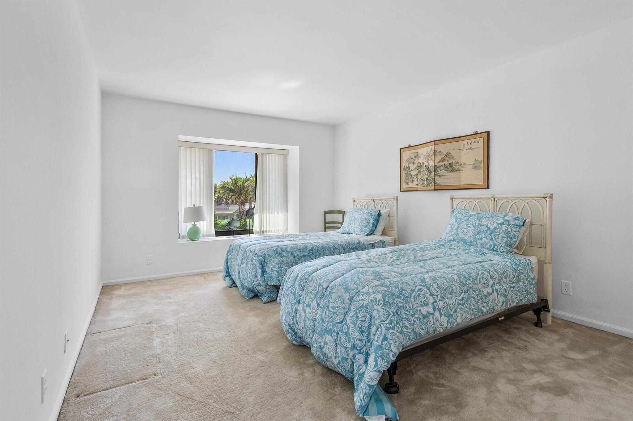 DUNES OF OCEAN RIDGE COND - Residential