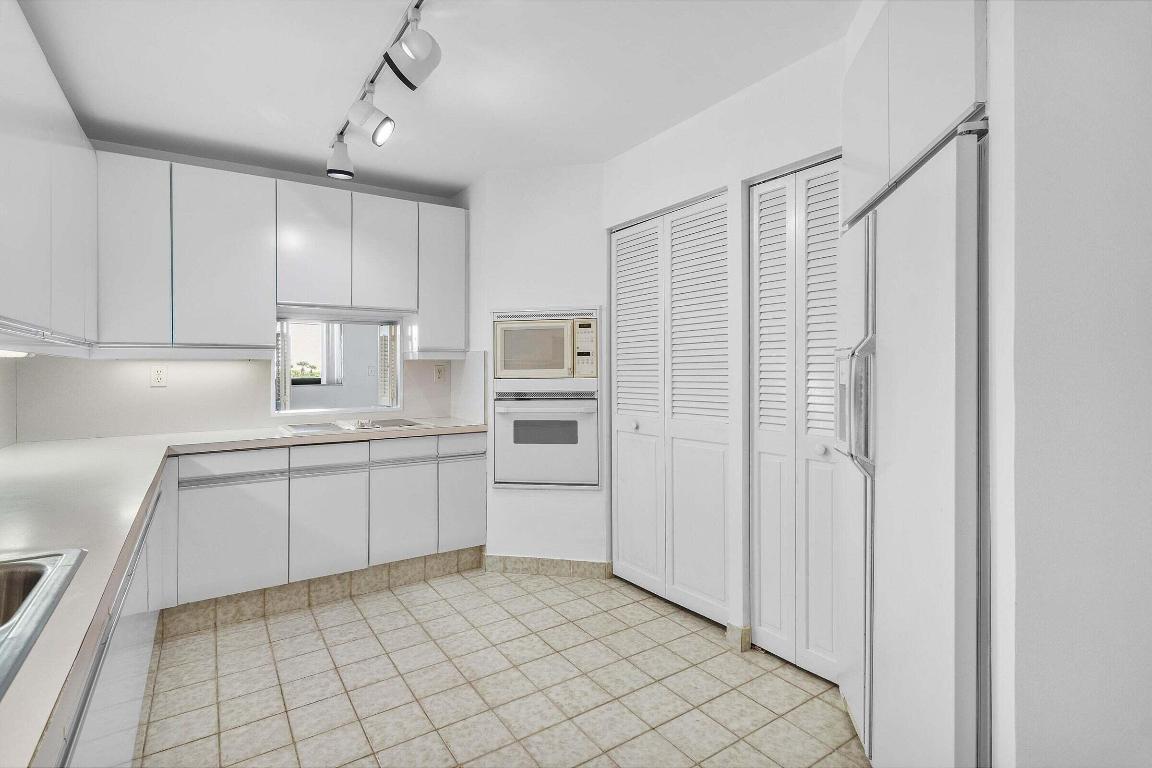 DUNES OF OCEAN RIDGE CONDO - Residential