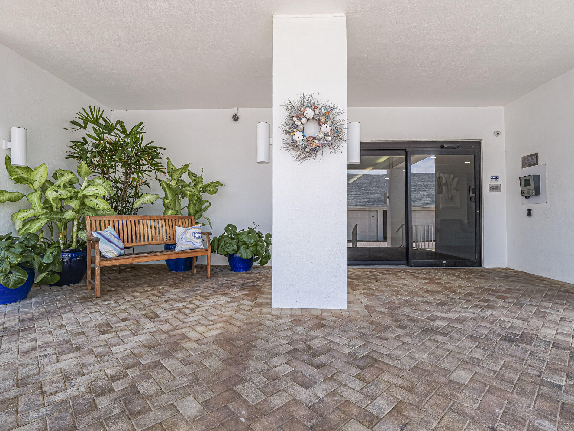 AQUANIQUE OCEAN CLUB, A CONDOMINIUM - Residential