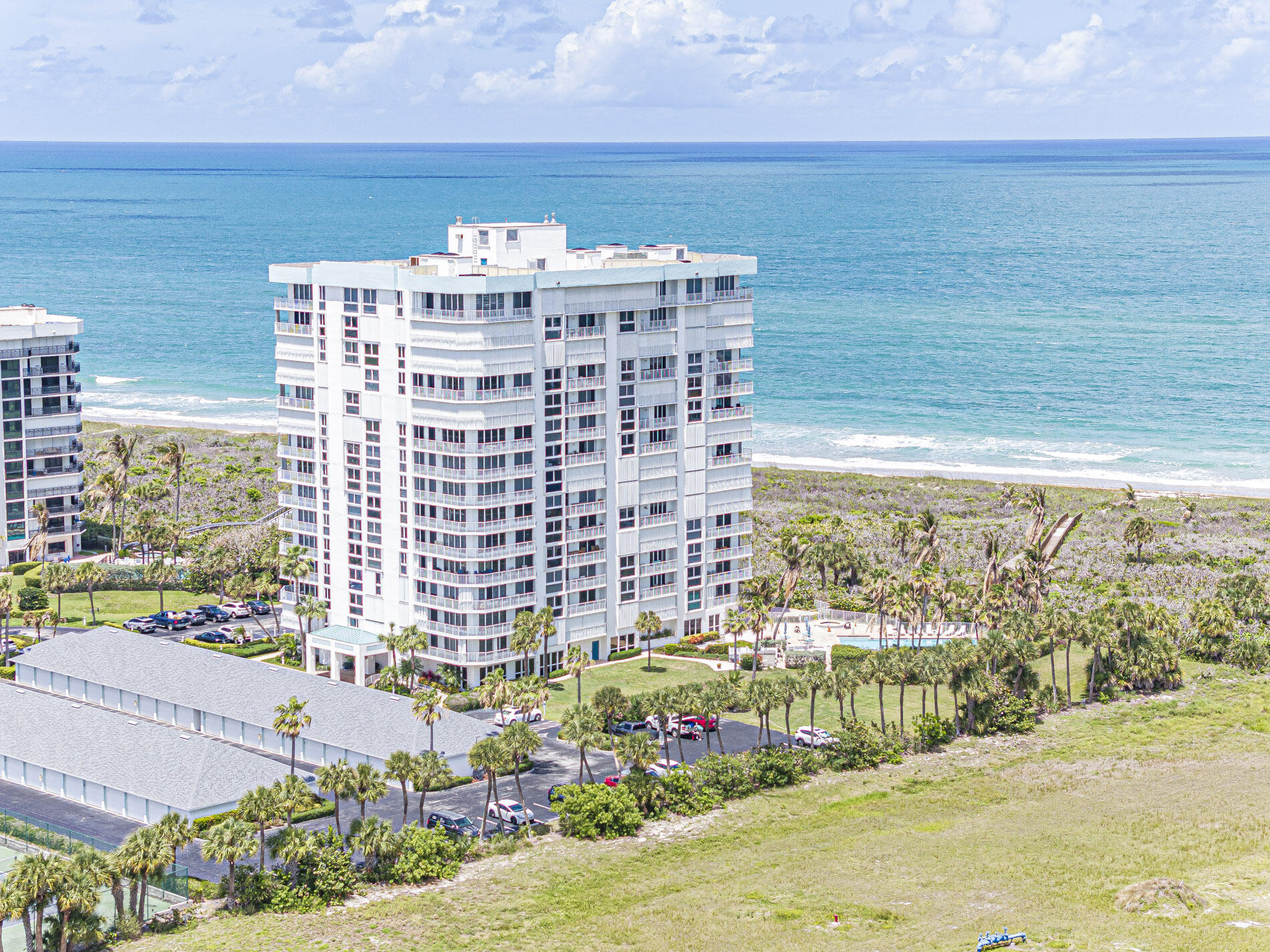 AQUANIQUE OCEAN CLUB, A CONDOMINIUM - Residential