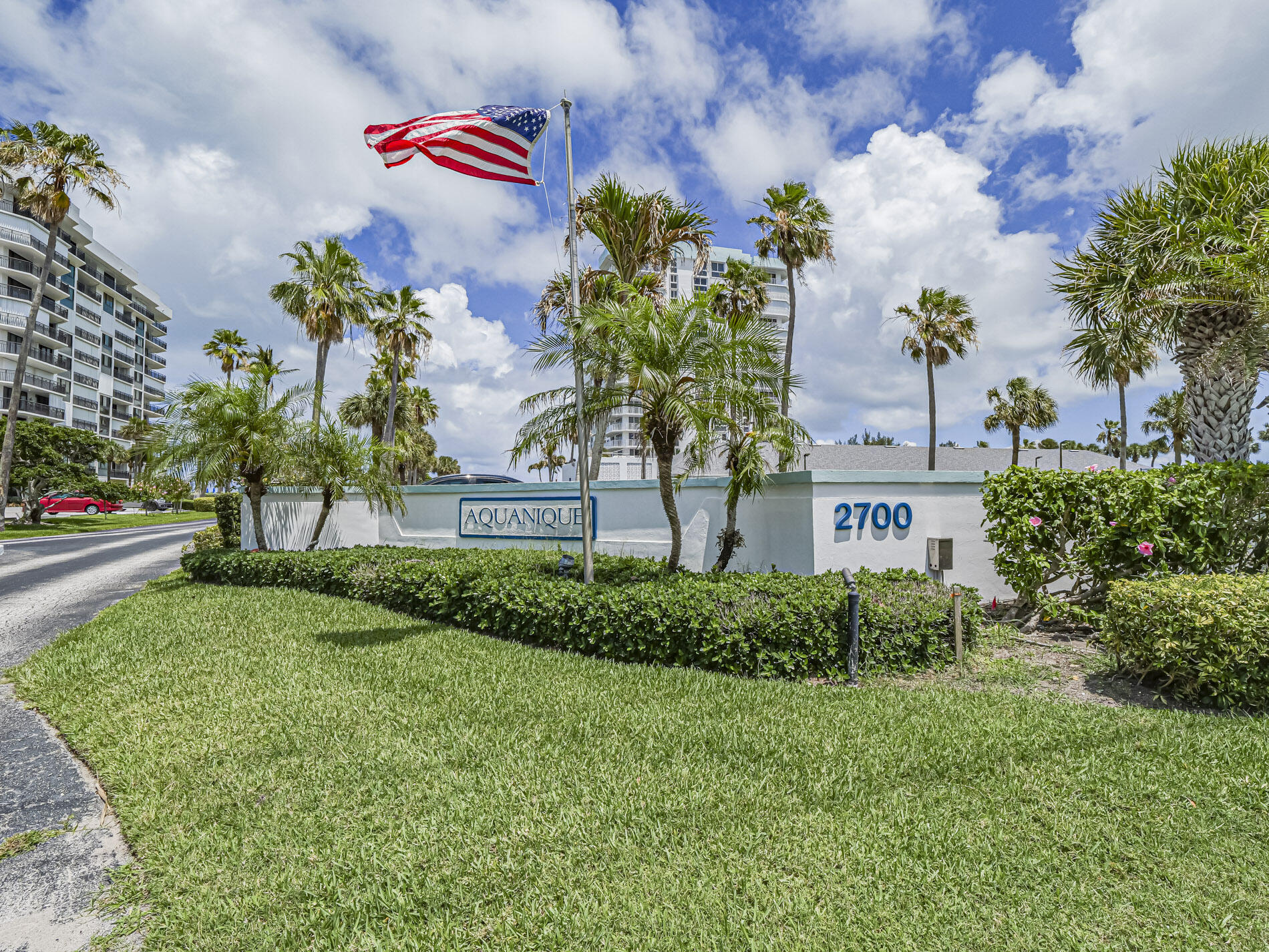 AQUANIQUE OCEAN CLUB, A CONDOMINIUM - Residential