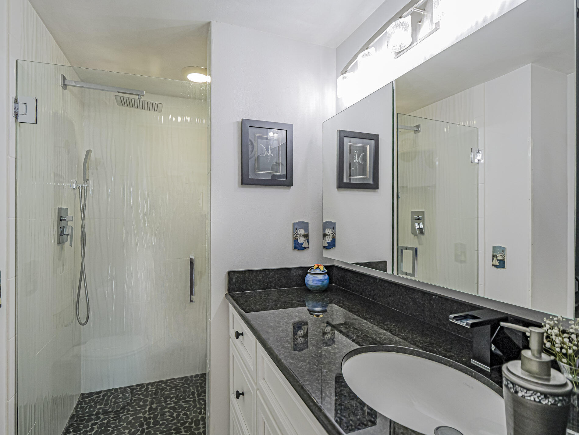 AQUANIQUE OCEAN CLUB, A CONDOMINIUM - Residential