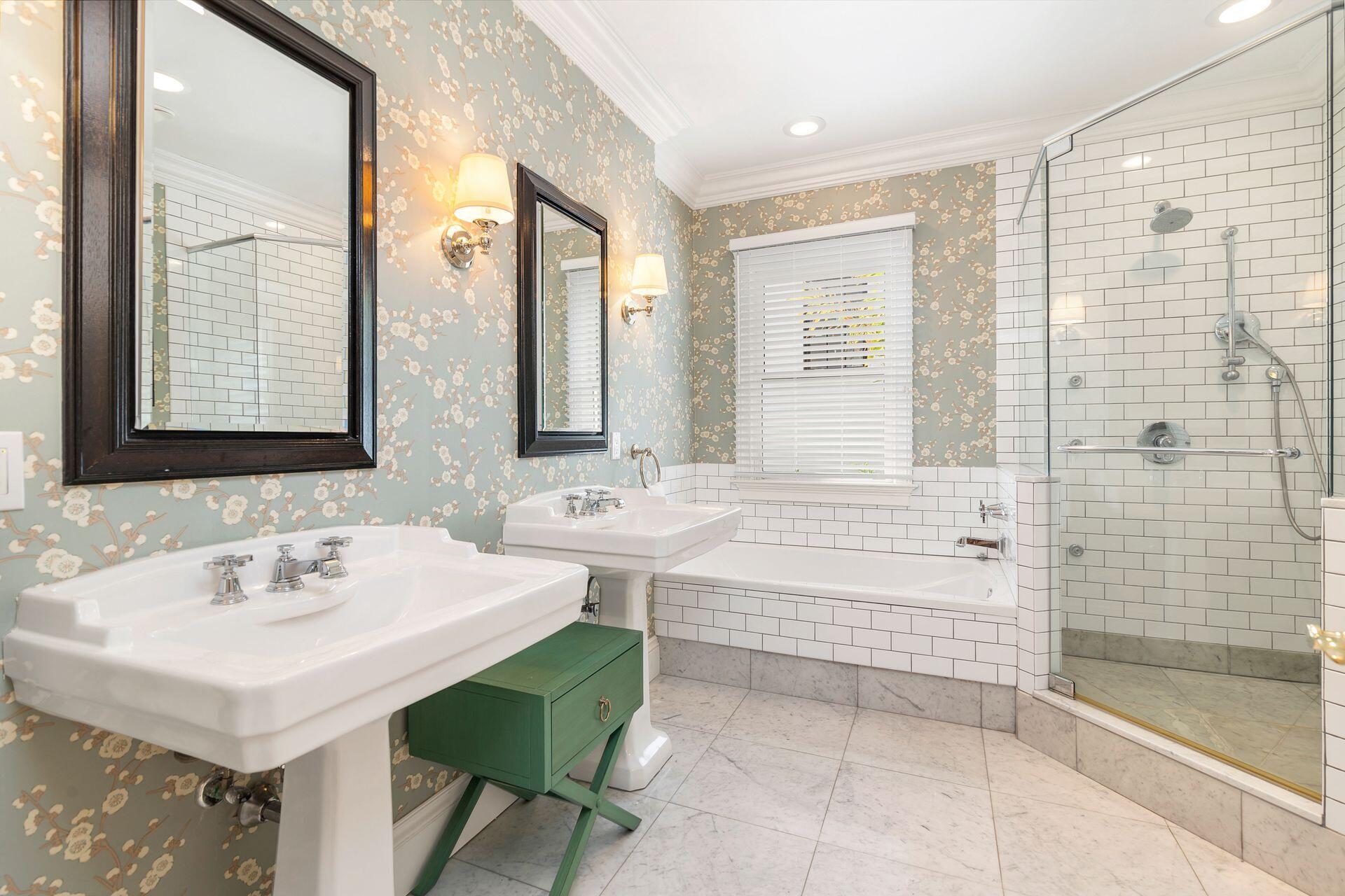 ROYAL PARK ADD TO P B - Residential