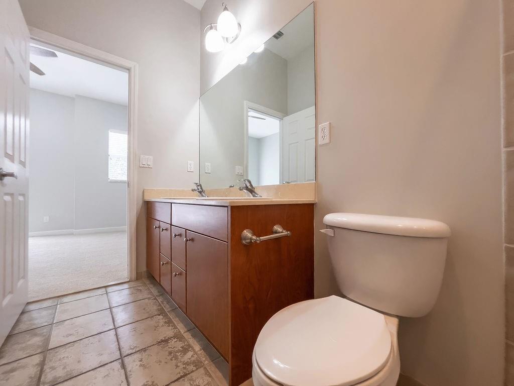 VINTAGE AT LHP - Residential Lease