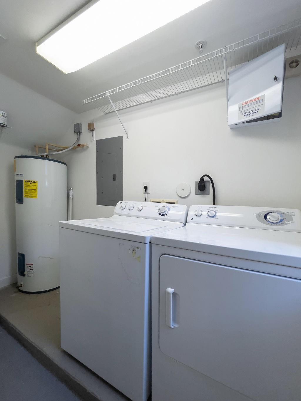 VINTAGE AT LHP - Residential Lease