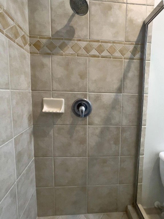 VINTAGE AT LHP - Residential Lease